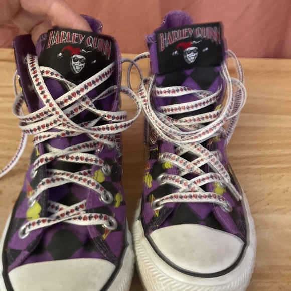 2012 Purple Diamond Print Harley Quinn Joker DC Converse with printed laces - Picture 11 of 12